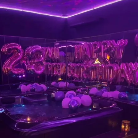 La Gold Jacuzzi & Sauna Prive Отель для свиданий *