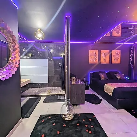 بيت الحب La Gold Jacuzzi & Sauna Prive